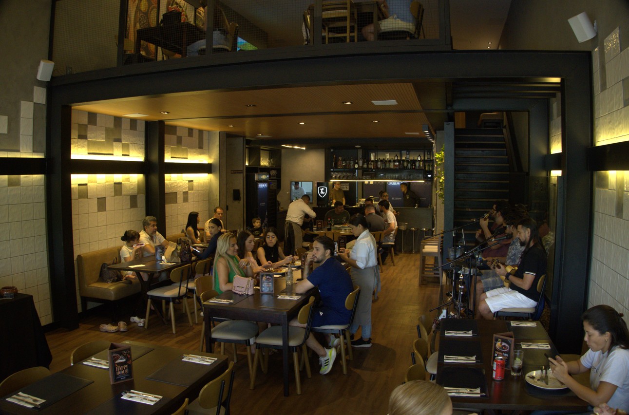 Setor de bares e restaurantes do amazonas espera crescimento de até 20% durante a copa do mundo Setor de bares e restaurantes do amazonas espera crescimento de até 20% durante a copa do mundo