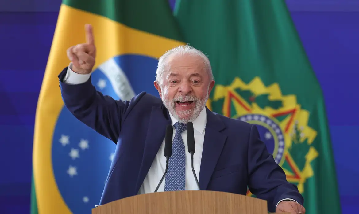 Lula diz que criará Ministério da Segurança após Senado aprovar PEC Lula diz que criará Ministério da Segurança após Senado aprovar PEC