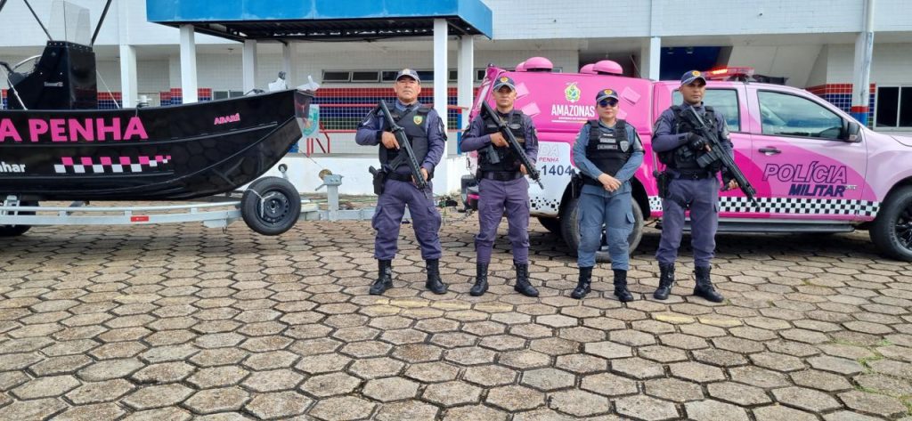 Com patrulhamento fluvial, Ronda Maria da Penha fortalece segurança de mulheres em Manacapuru Com patrulhamento fluvial, Ronda Maria da Penha fortalece segurança de mulheres em Manacapuru