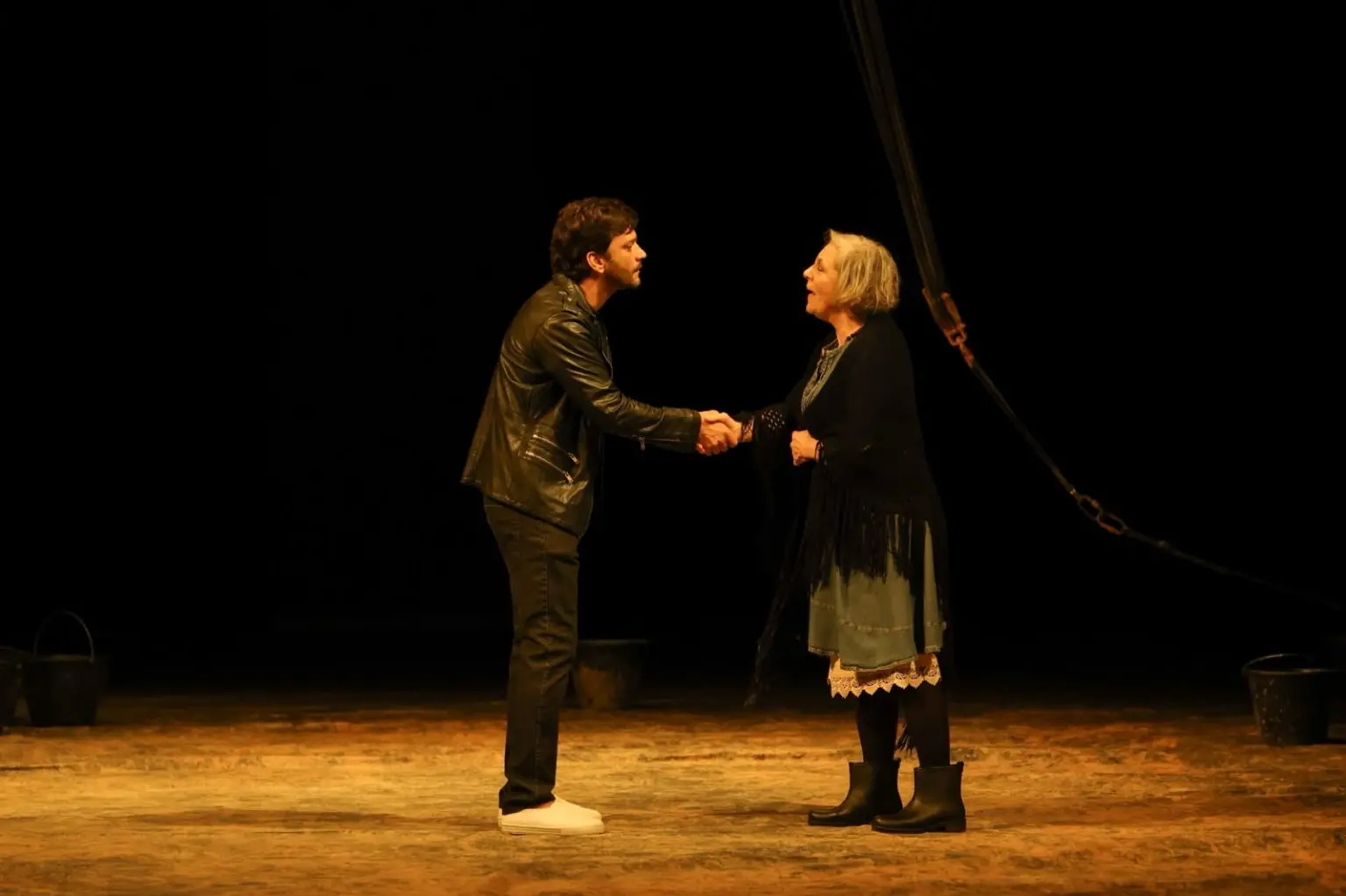 Mostra de Teatro Águas de Manaus começa nesta sexta com teatro, circo e homenagem a Luiz Gonzaga
