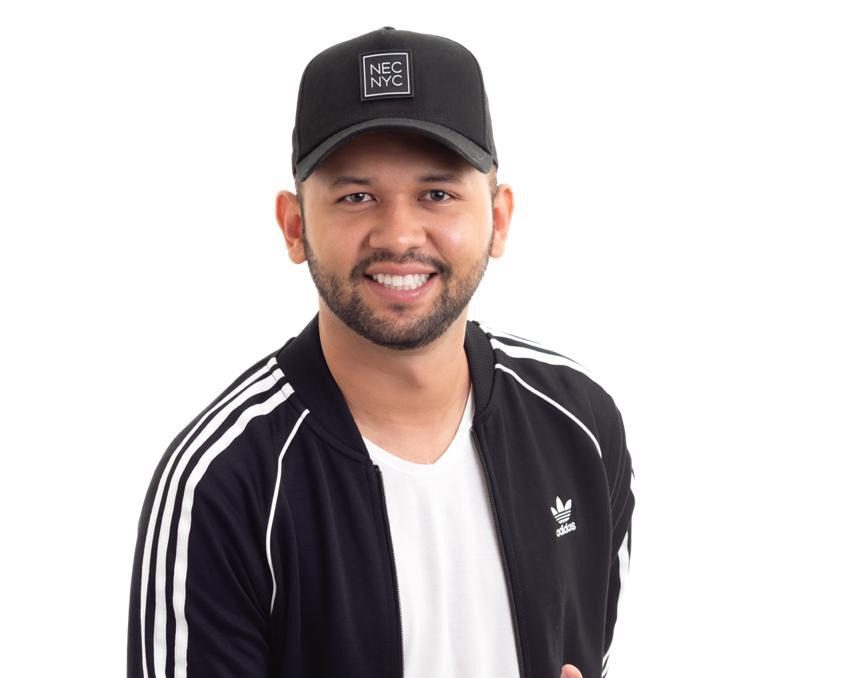 Sábado tem samba e show de Uendel Pinheiro na Mostra de Teatro Águas de Manaus
