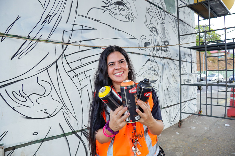 Mulheres são protagonismo da arte urbana e transforma viadutos da capital com projeto ‘Manaus em Cores: Arte que Protege’