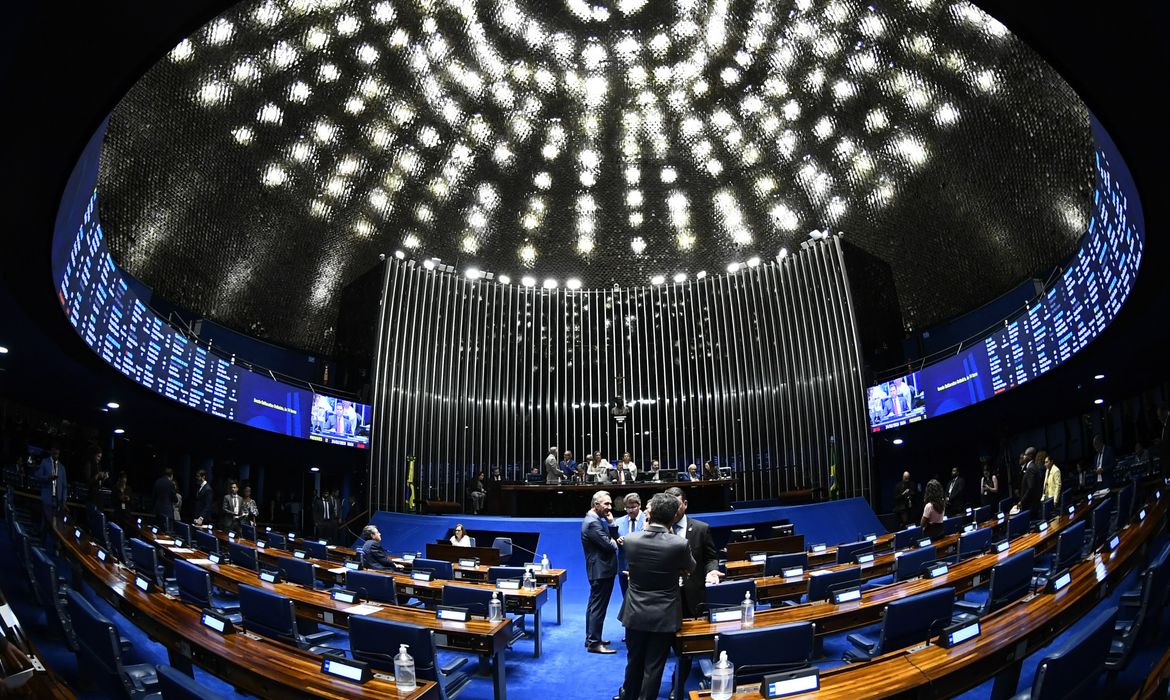 Senado aprova projeto que cria incentivos para data centers no Brasil